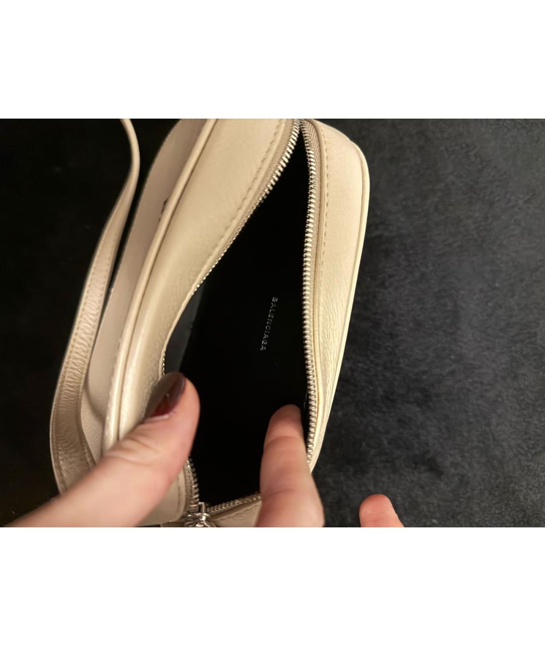 BALENCIAGA Бежевая кожаная сумка через плечо, фото 3