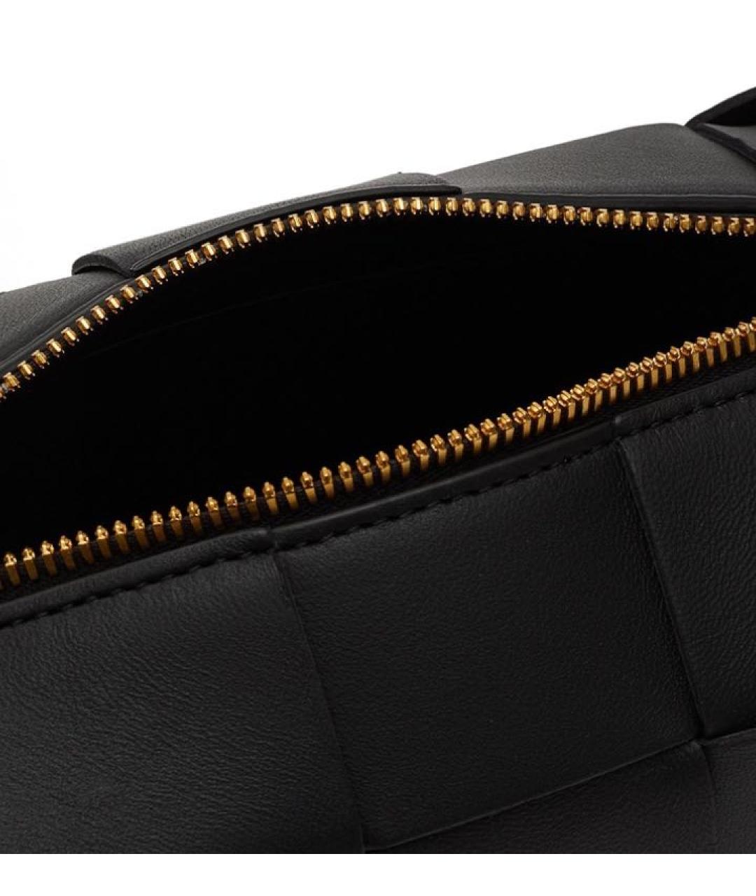 BOTTEGA VENETA Черная кожаная сумка через плечо, фото 4