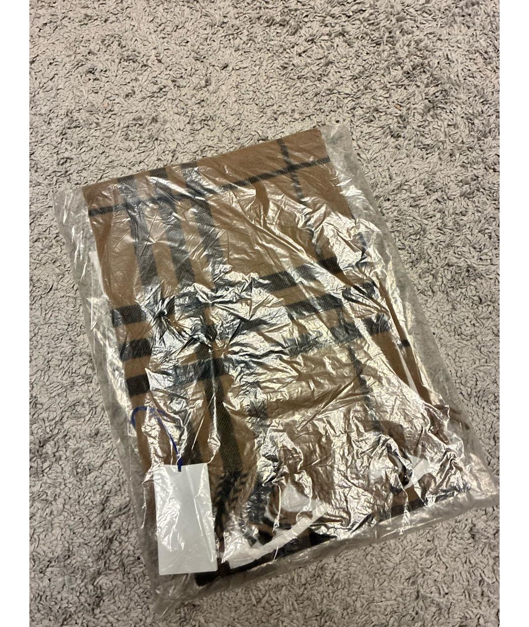 BURBERRY Коричневый шарф, фото 3