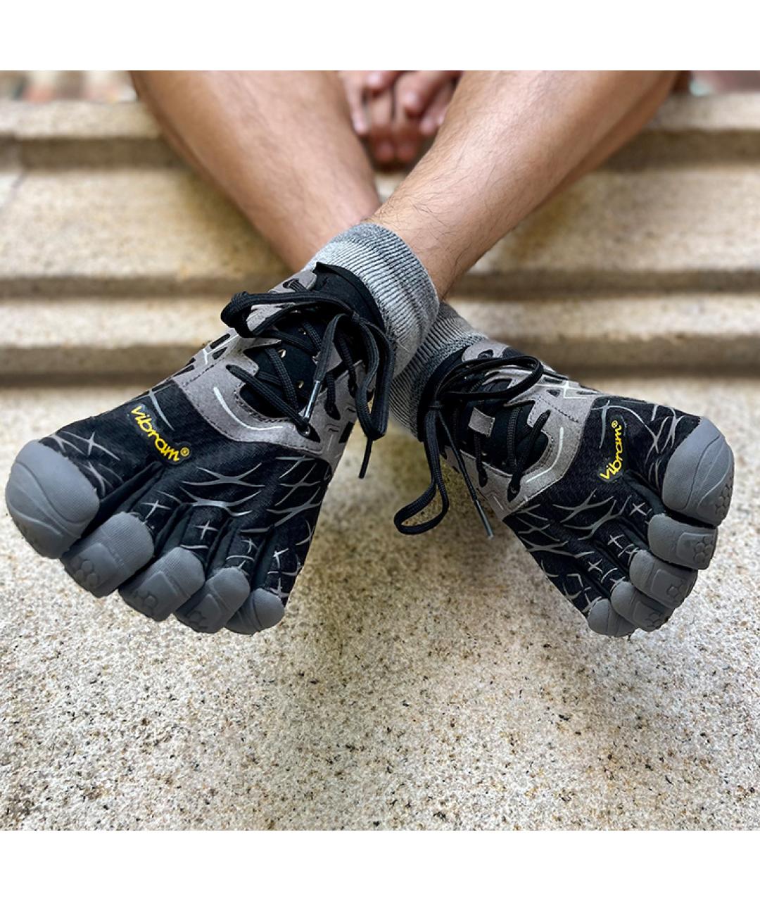 VIBRAM Черные низкие кроссовки / кеды, фото 4