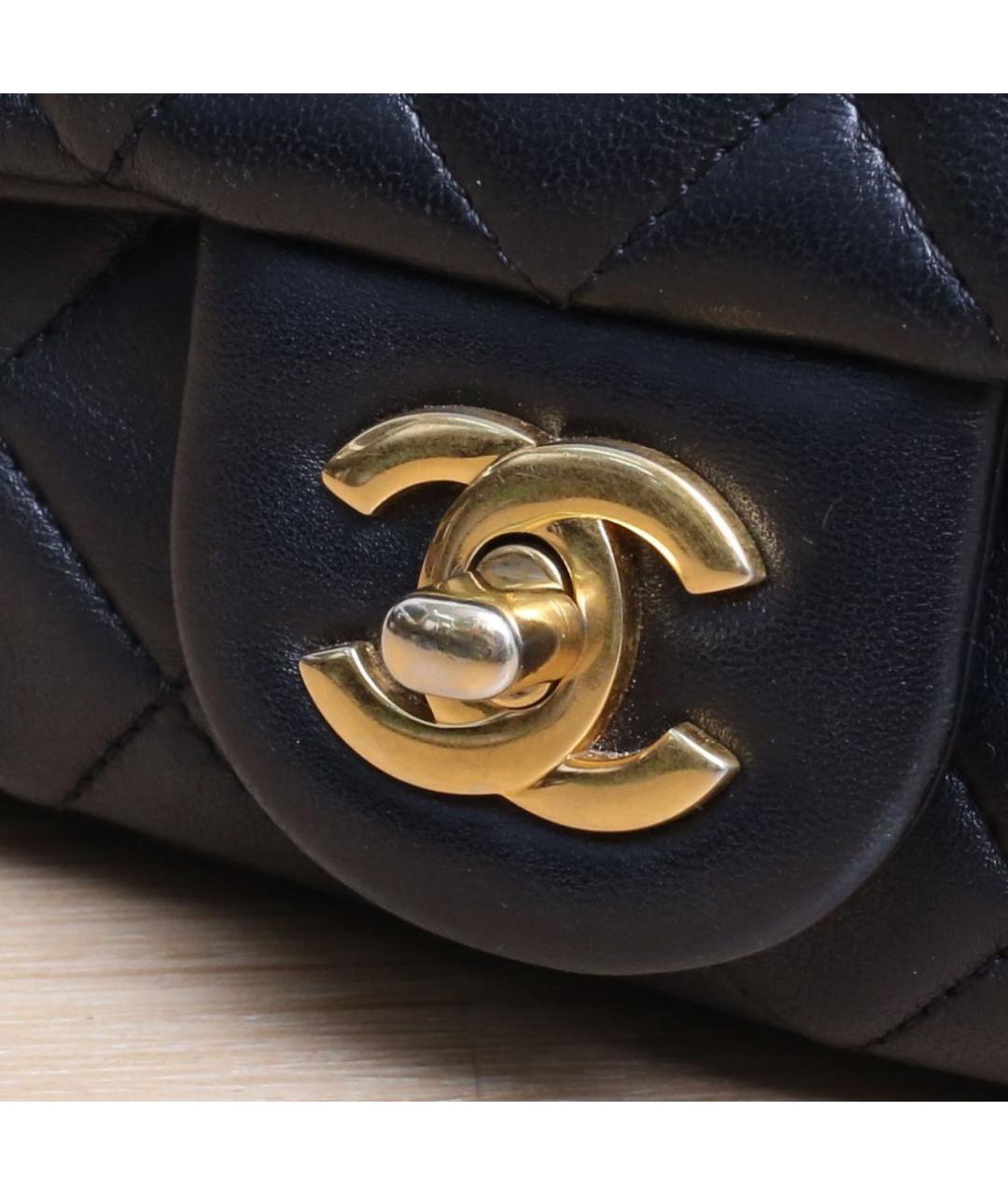 CHANEL Черная кожаная сумка через плечо, фото 8
