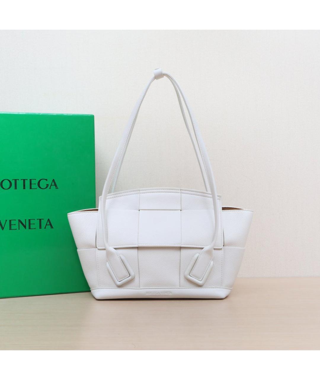 BOTTEGA VENETA Белая кожаная сумка через плечо, фото 2