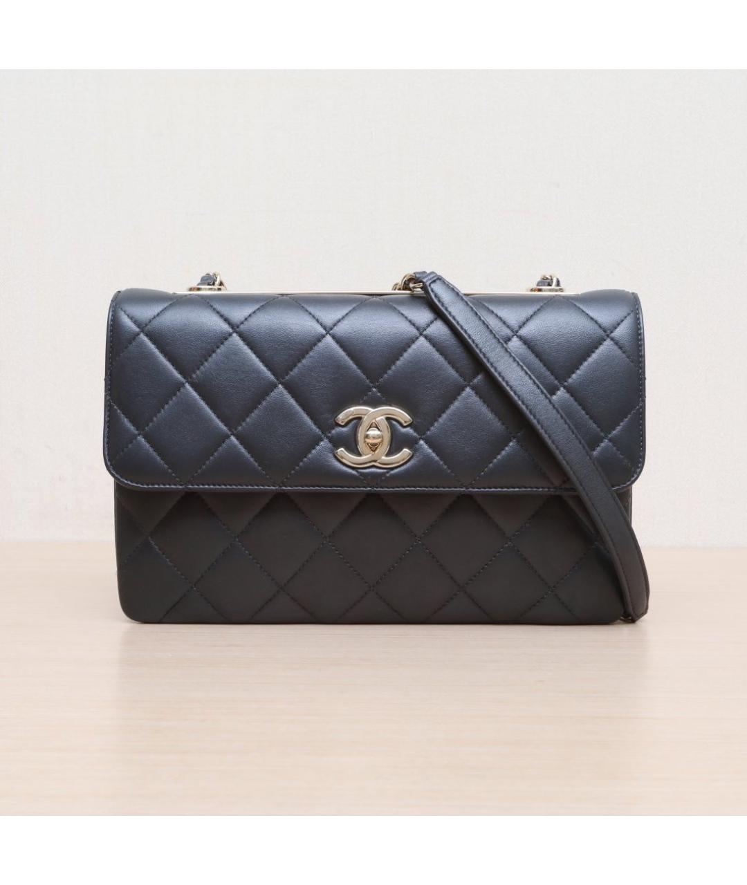 CHANEL Черная кожаная сумка через плечо, фото 3