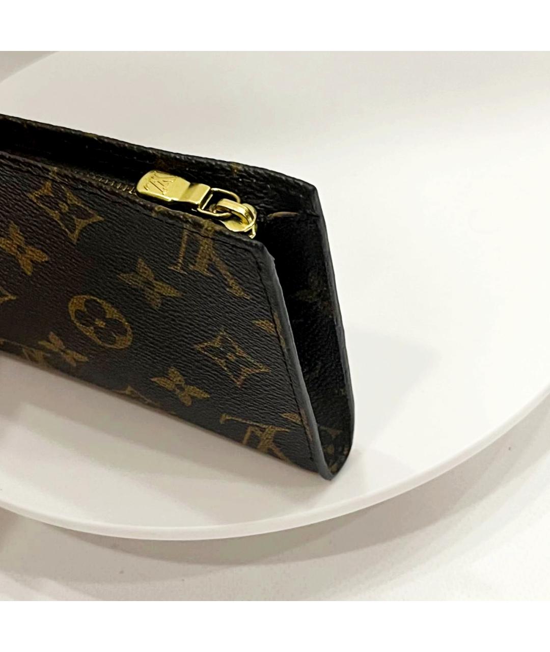 LOUIS VUITTON Коричневый кожаный кошелек, фото 6
