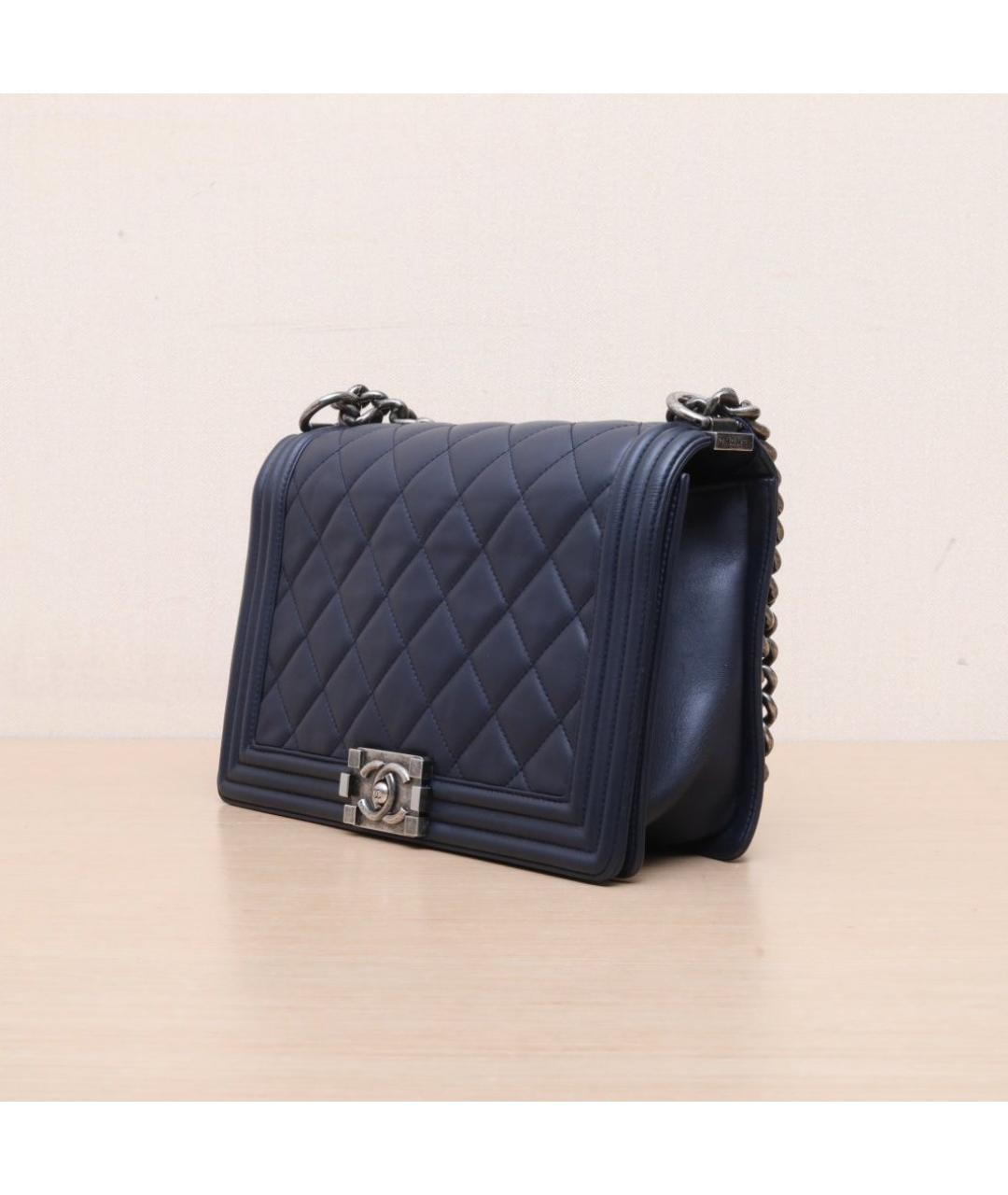 CHANEL Темно-синяя кожаная сумка через плечо, фото 4