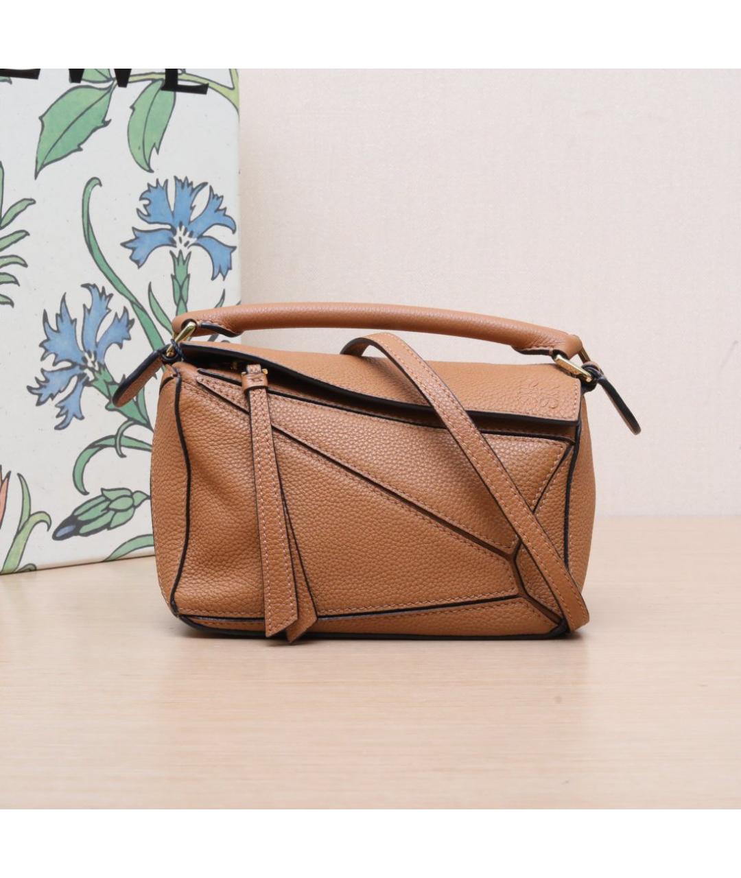 LOEWE Коричневая кожаная сумка через плечо, фото 2