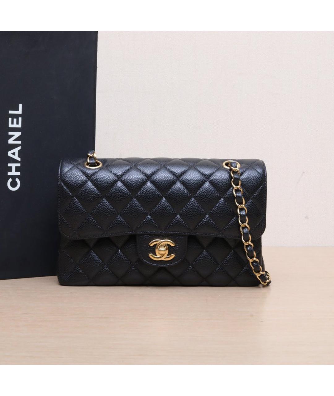 CHANEL Черная кожаная сумка через плечо, фото 2