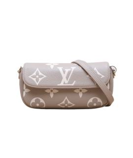 LOUIS VUITTON Сумка через плечо