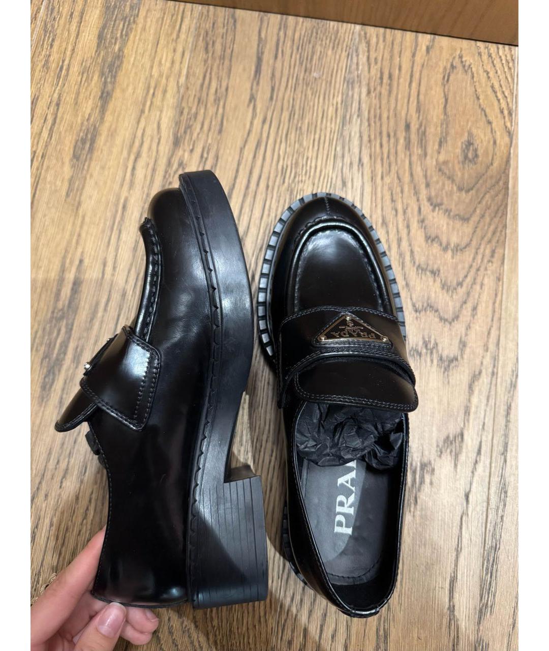 PRADA Черные лоферы из лакированной кожи, фото 4
