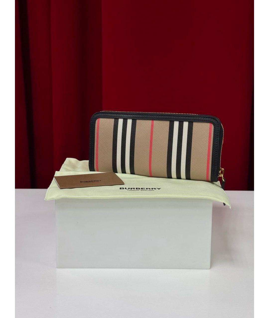 BURBERRY Коричневый кожаный кошелек, фото 4