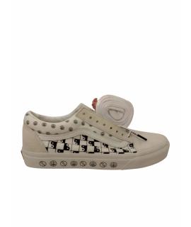 VANS Низкие кроссовки / кеды