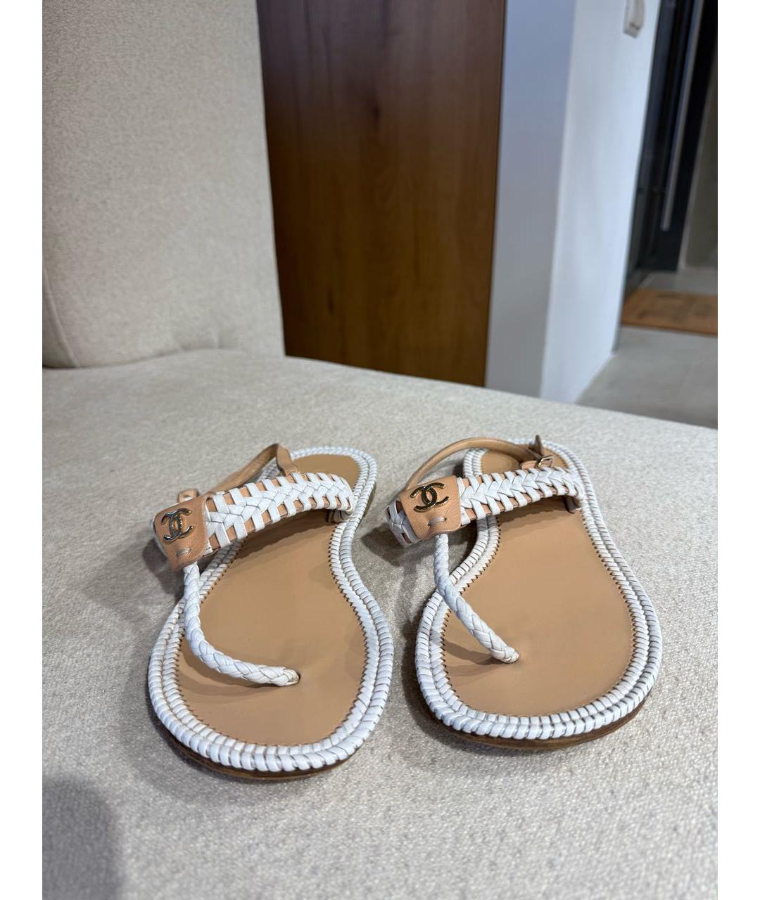 CHANEL Белые сандалии, фото 2