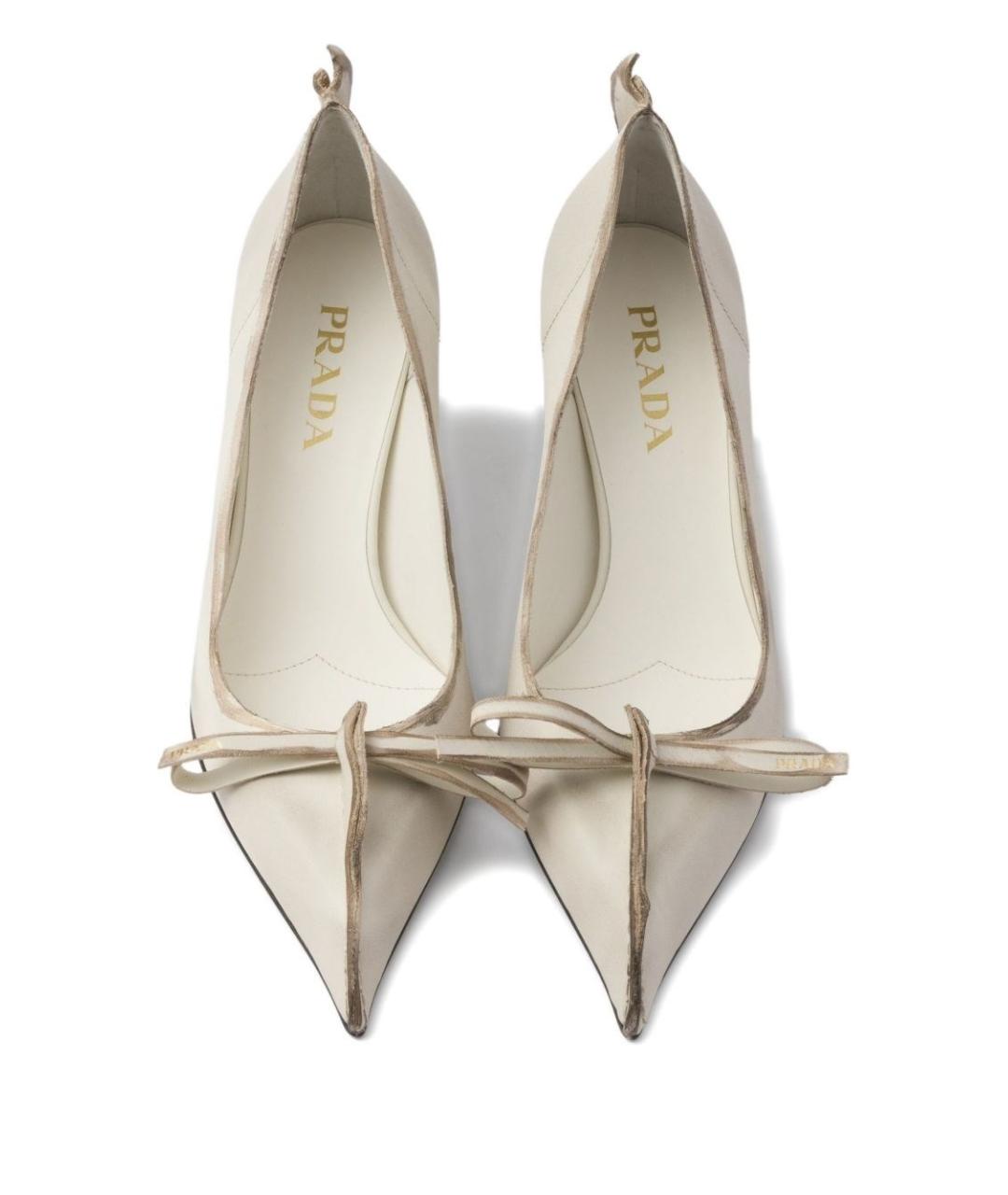 PRADA Бежевые кожаные лодочки на низком каблуке, фото 4