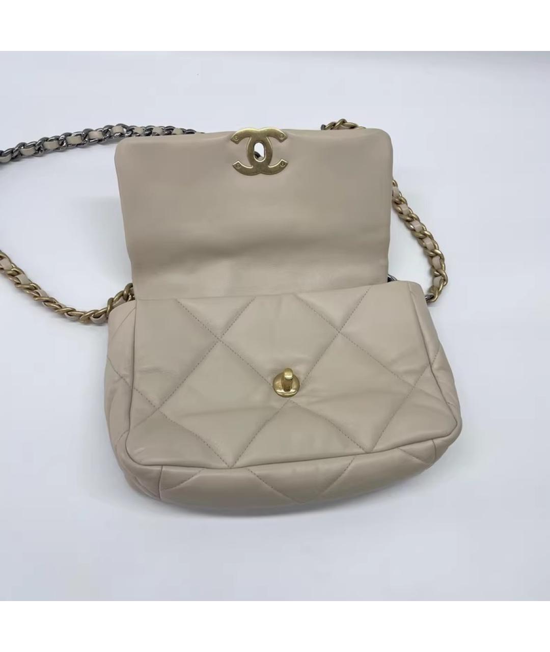 CHANEL Бежевая кожаная сумка через плечо, фото 5