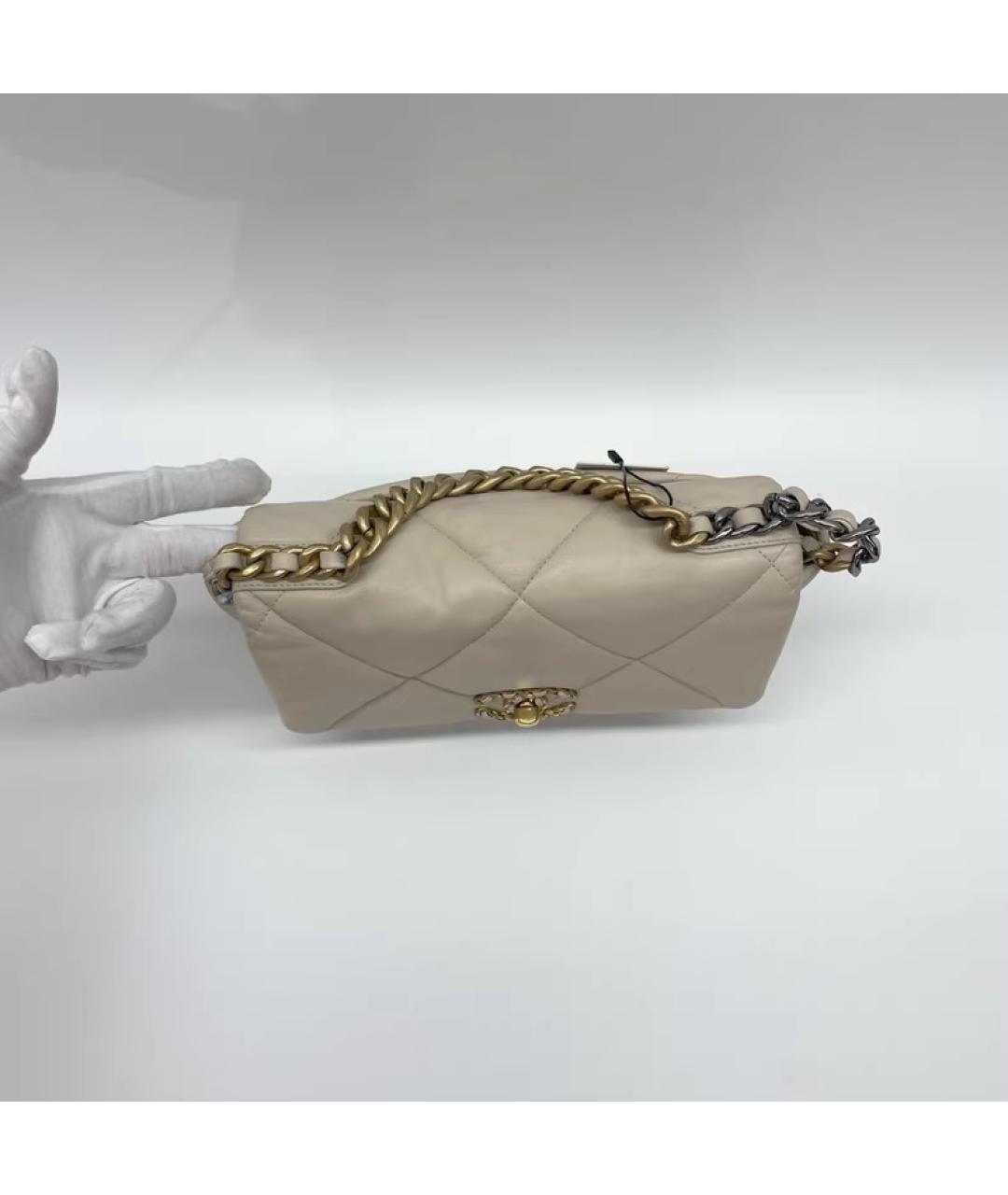 CHANEL Бежевая кожаная сумка через плечо, фото 9