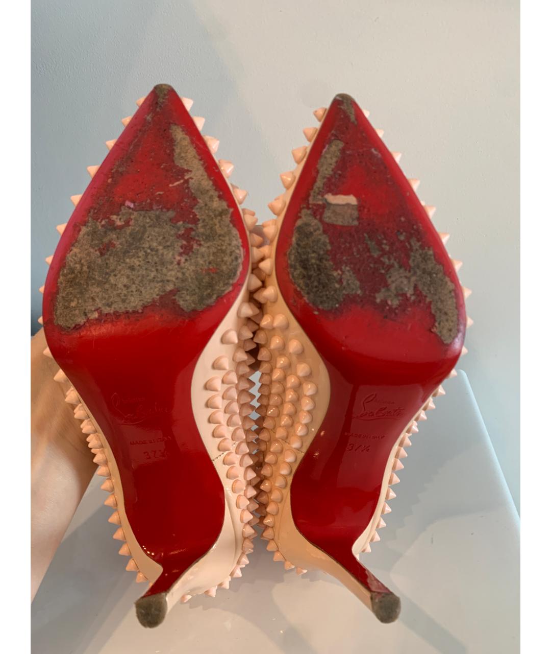 CHRISTIAN LOUBOUTIN Бежевые туфли из лакированной кожи, фото 5