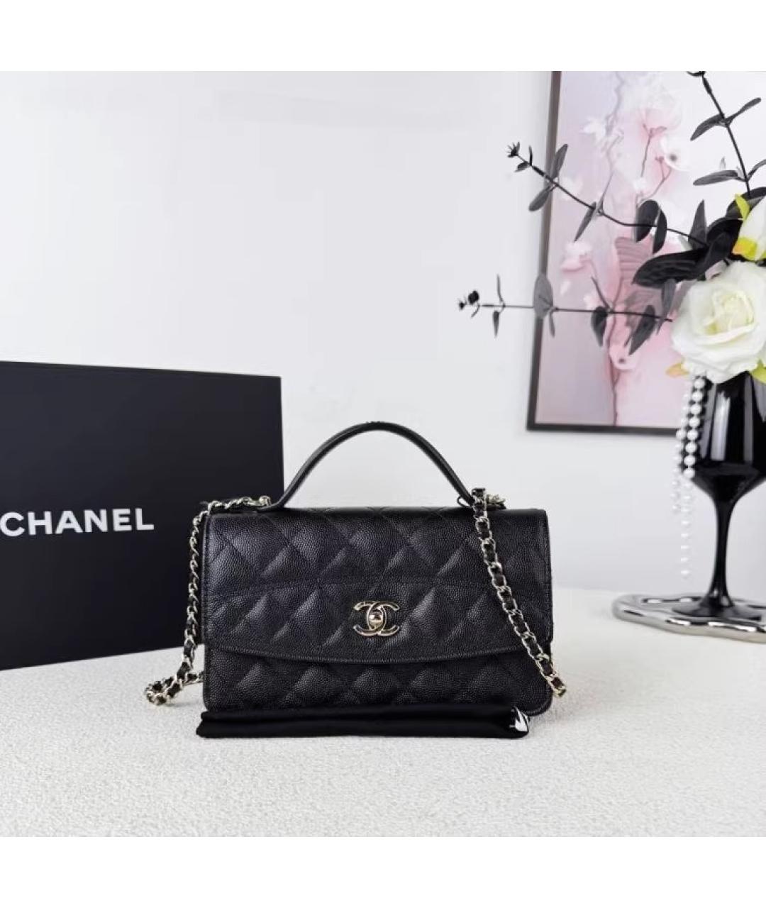 CHANEL Черная кожаная сумка через плечо, фото 10