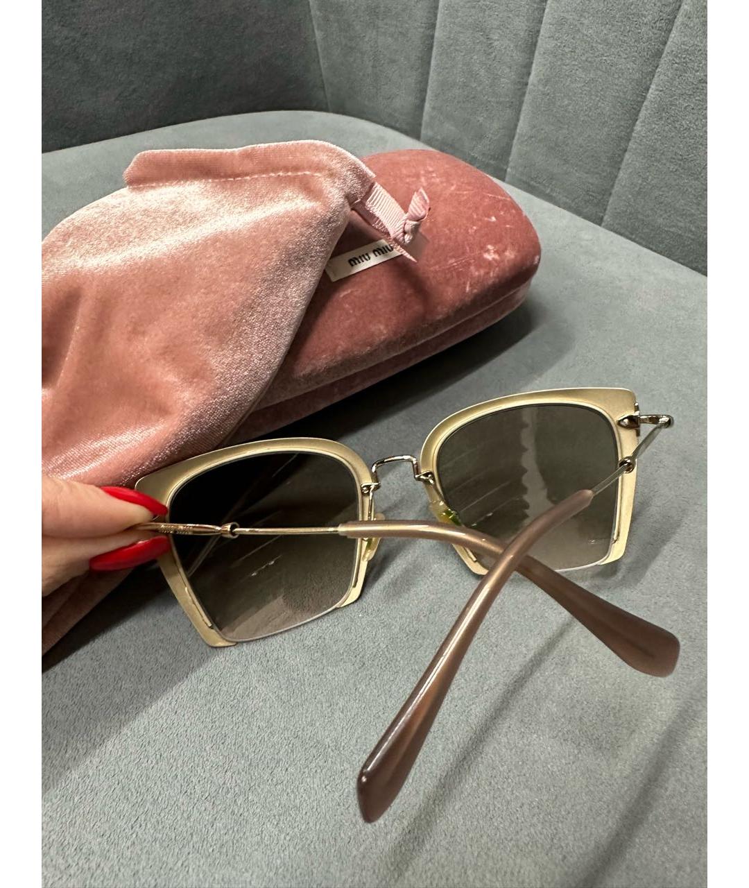 MIU MIU Бежевые металлические солнцезащитные очки, фото 5