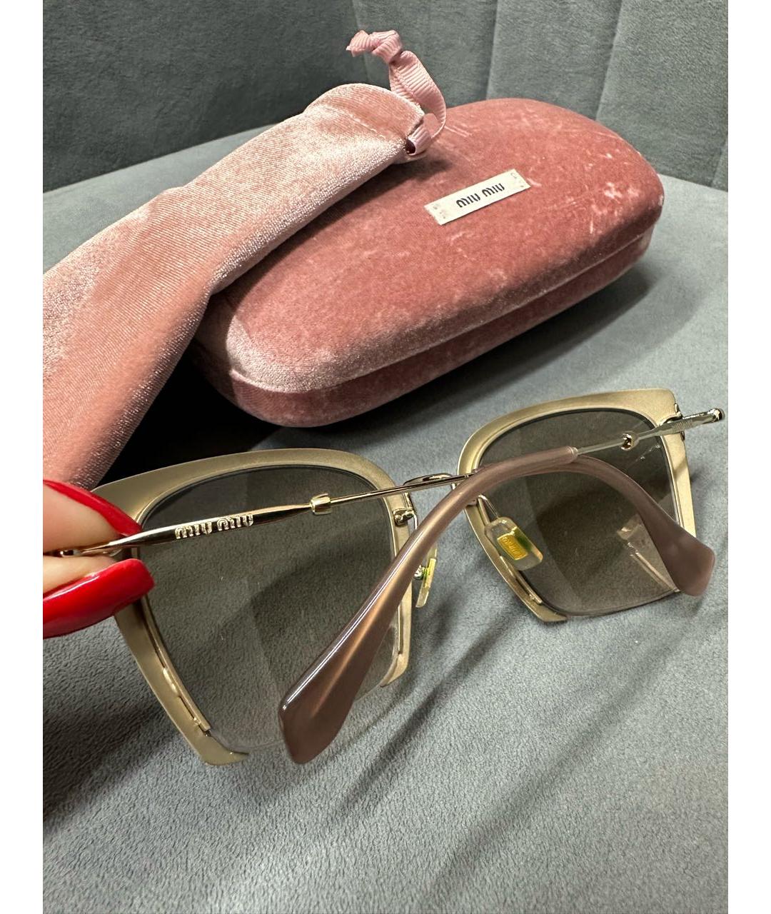 MIU MIU Бежевые металлические солнцезащитные очки, фото 6