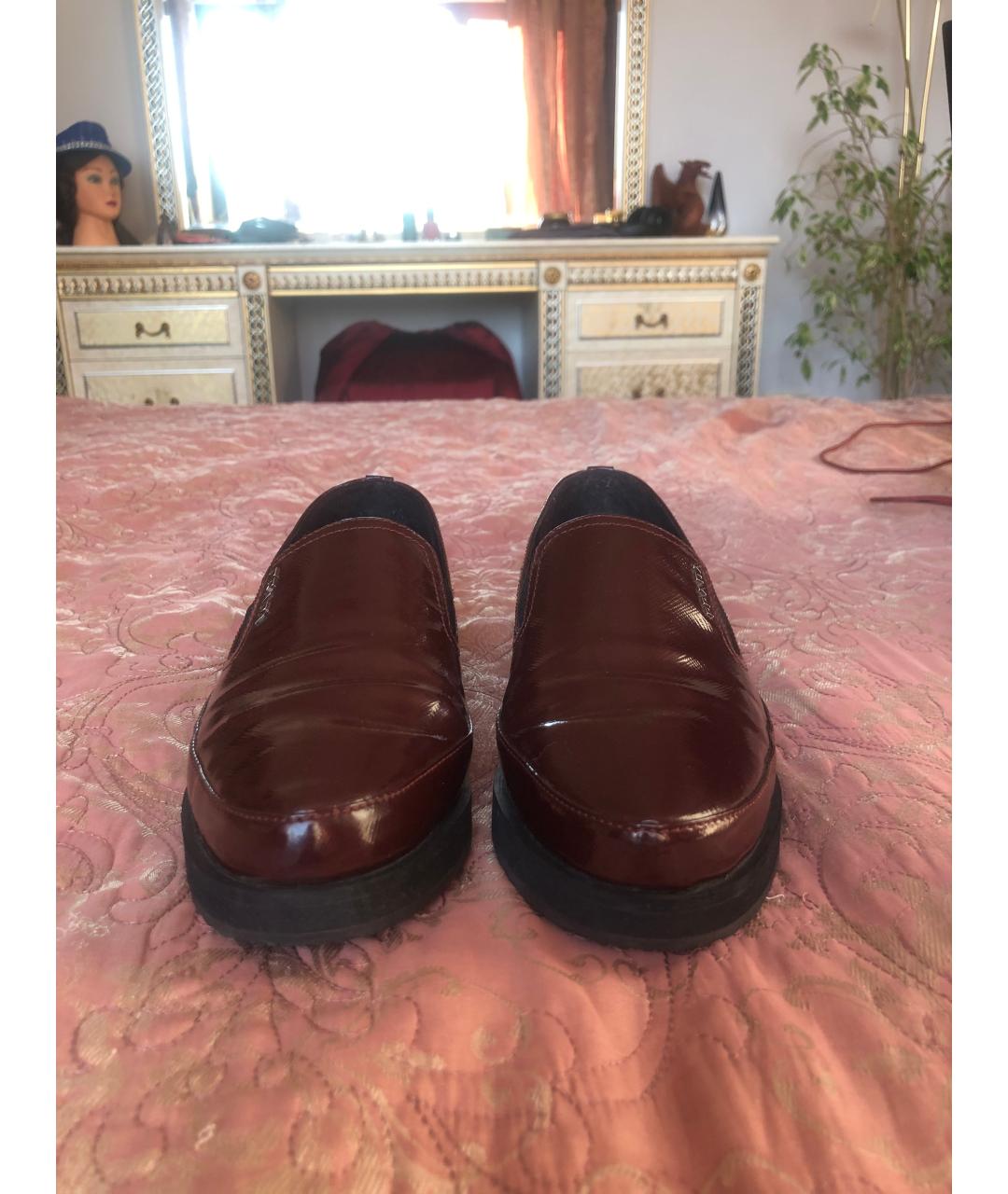 PRADA Бордовые лоферы из лакированной кожи, фото 2