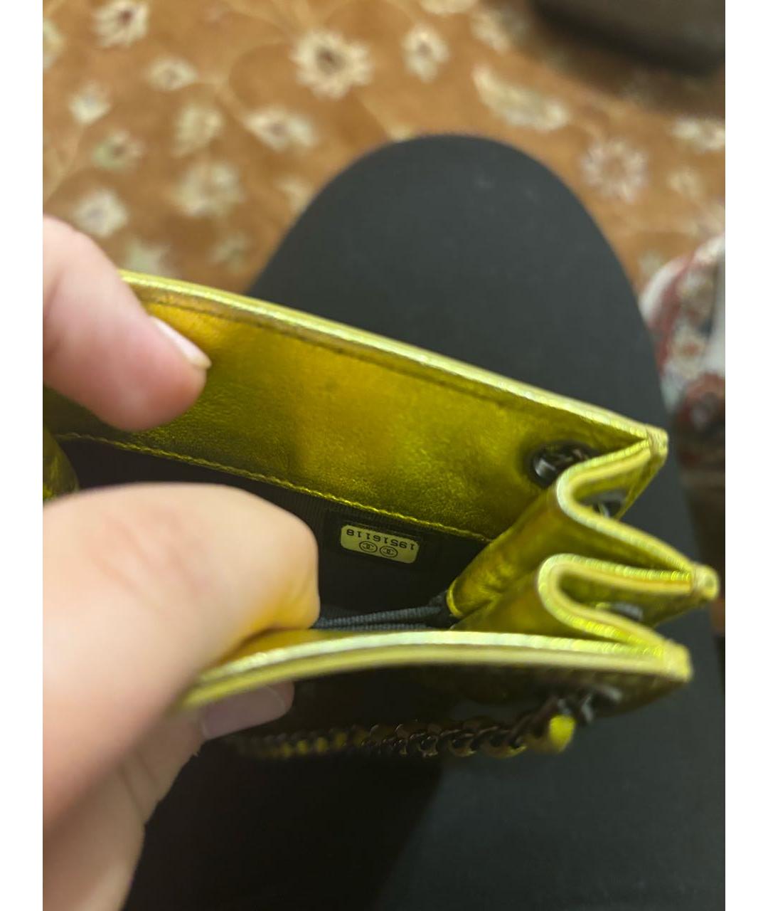 CHANEL Золотая кожаная сумка через плечо, фото 3