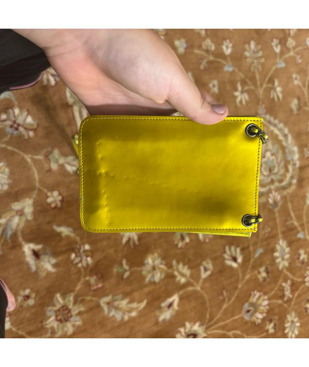 CHANEL Золотая кожаная сумка через плечо, фото 2