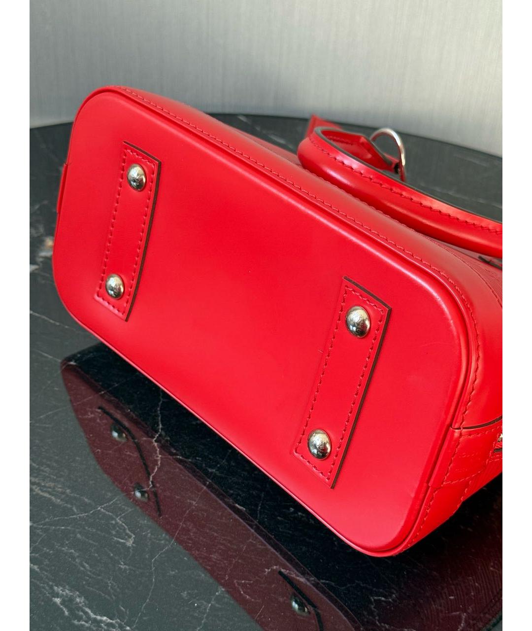 LOUIS VUITTON Красная кожаная сумка с короткими ручками, фото 7