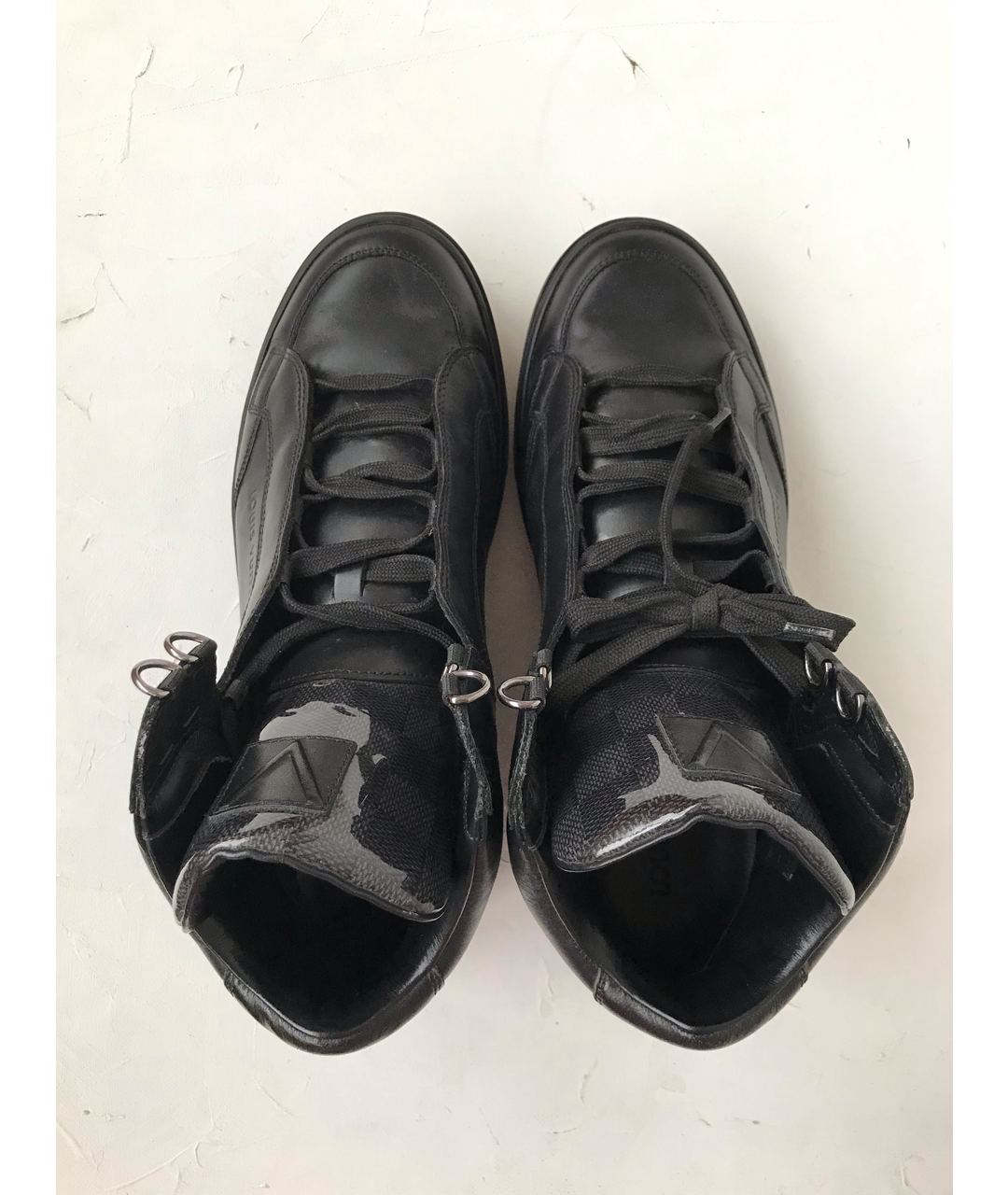 LOUIS VUITTON PRE-OWNED Черные кожаные высокие кроссовки / кеды, фото 3