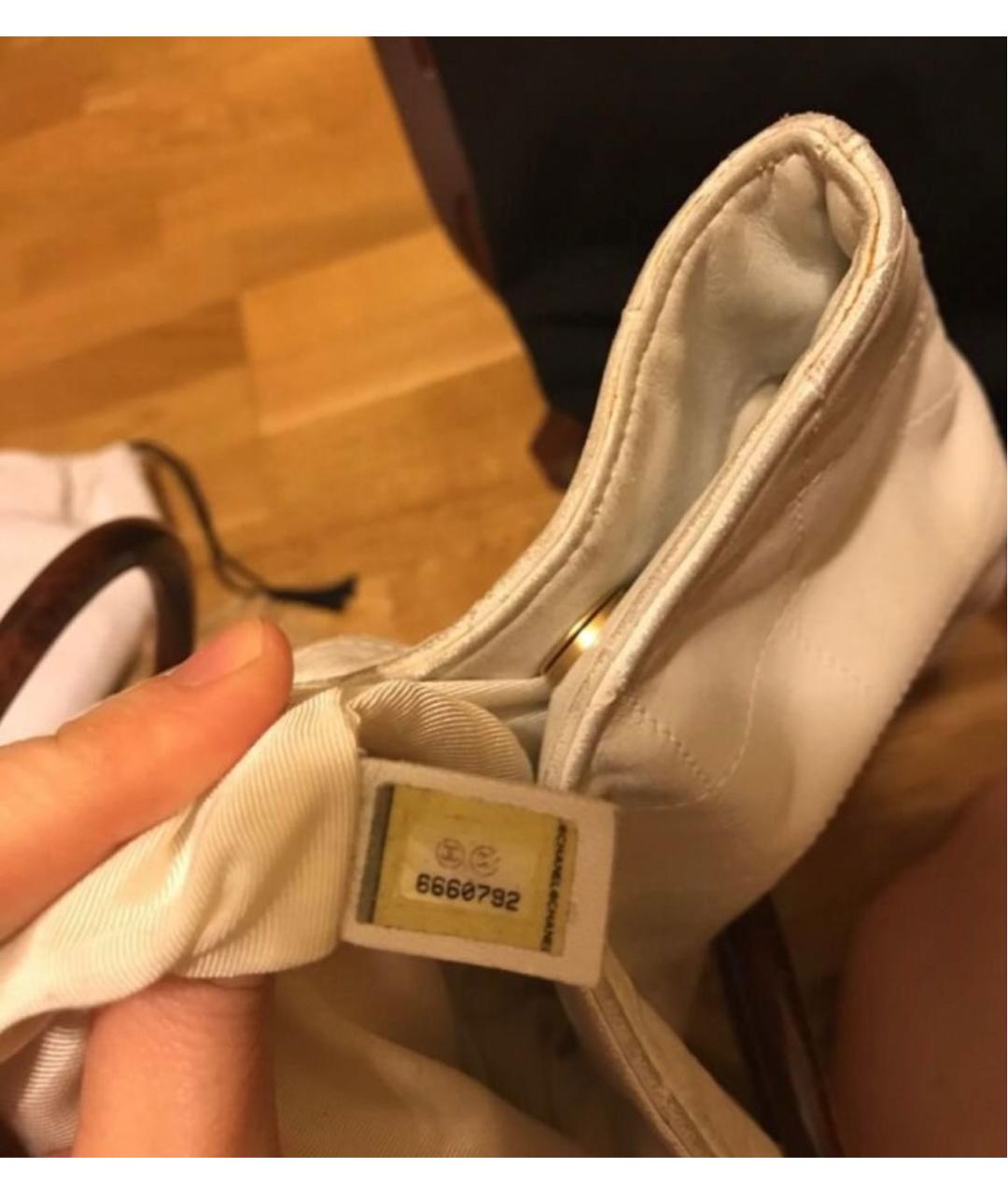 CHANEL Бежевая кожаная сумка тоут, фото 3