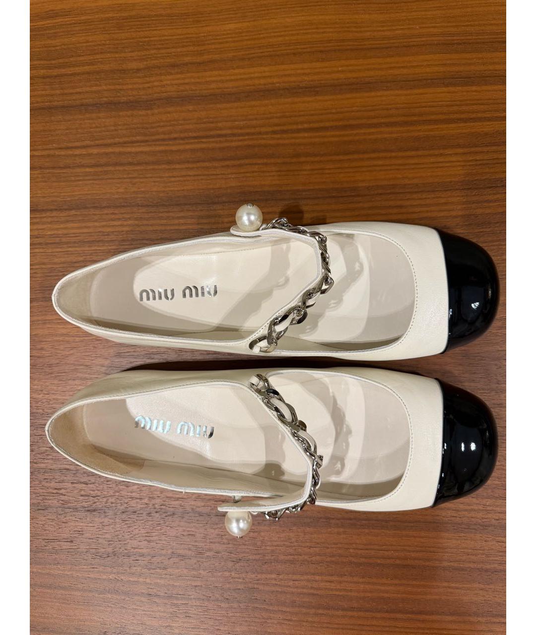 MIU MIU Белые кожаные балетки, фото 3