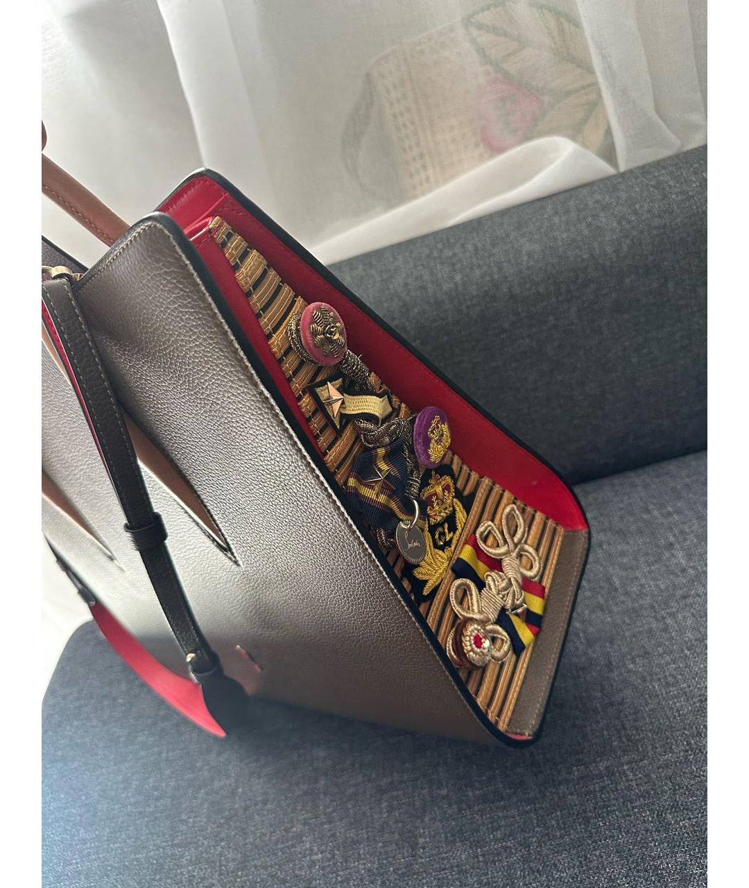 CHRISTIAN LOUBOUTIN Коричневая кожаная сумка тоут, фото 4