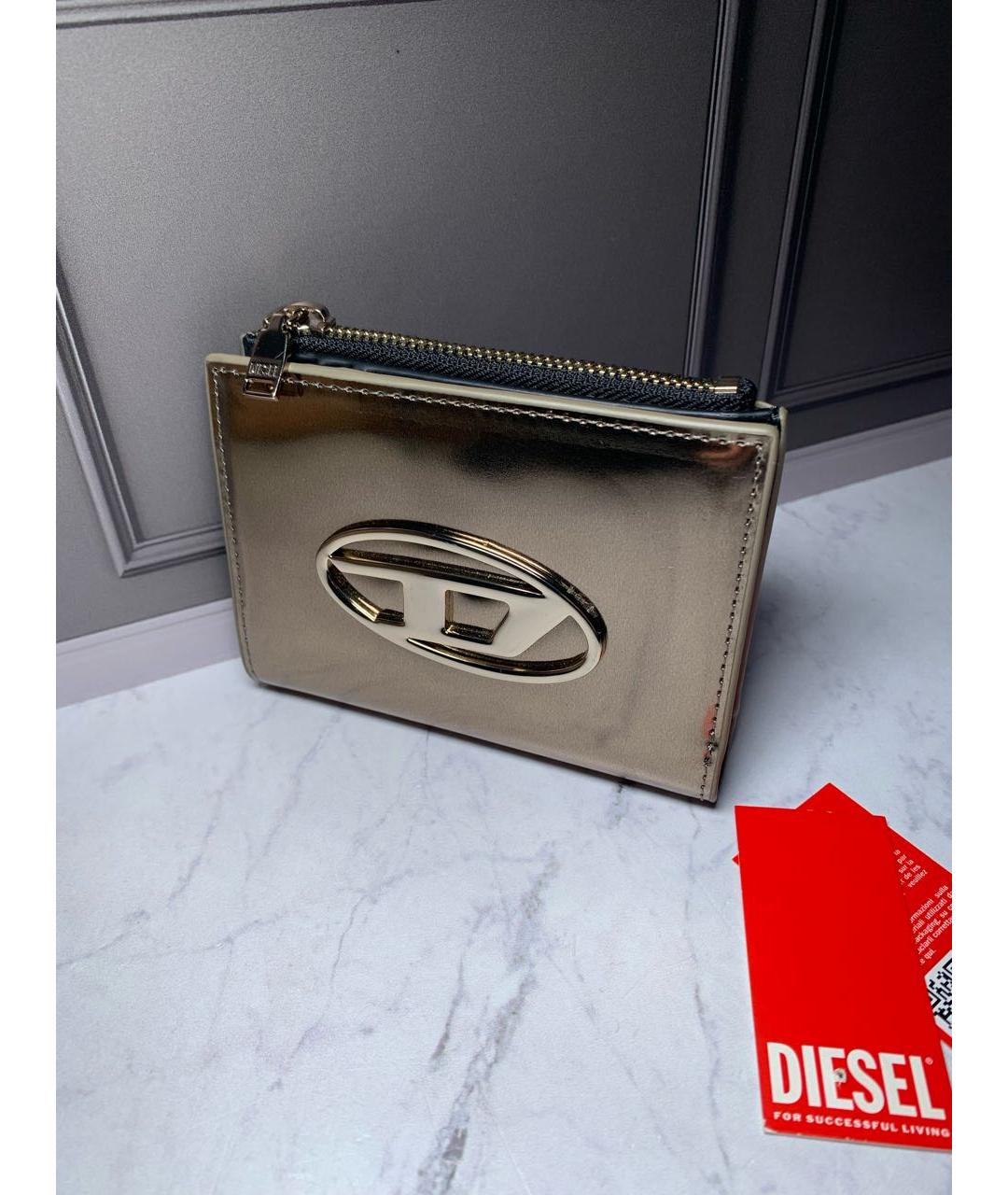 DIESEL Золотой кошелек из лакированной кожи, фото 2