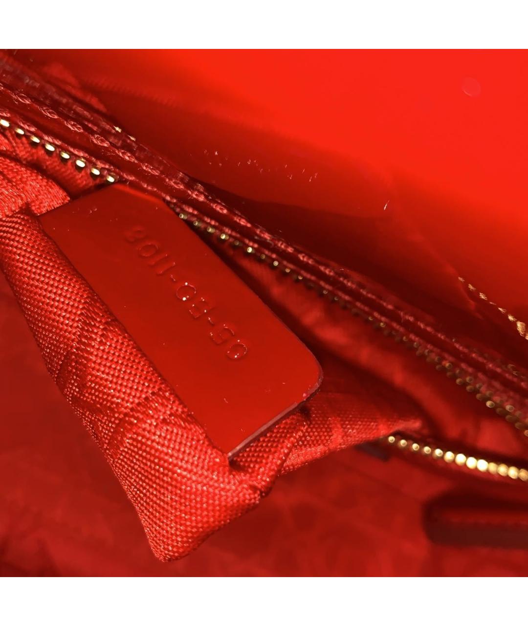 CHRISTIAN DIOR Красная сумка с короткими ручками из лакированной кожи, фото 8