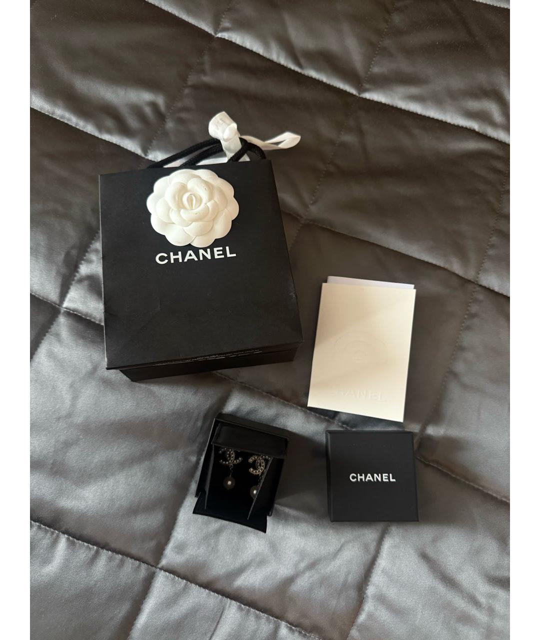 CHANEL Бежевые металлические серьги, фото 3
