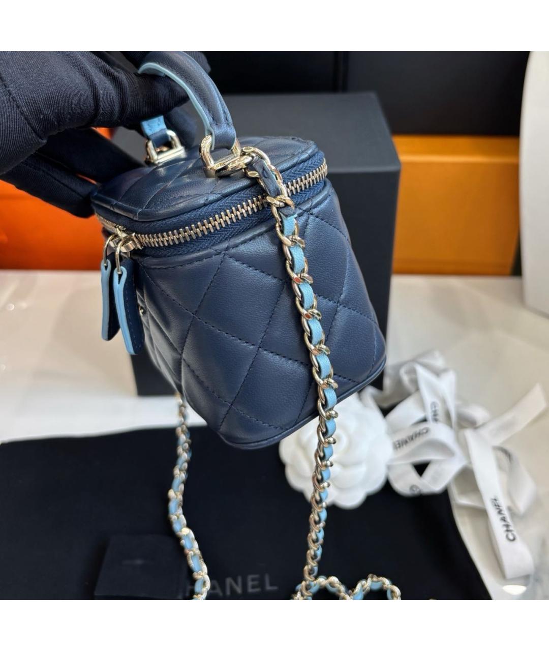 CHANEL Голубая кожаная сумка через плечо, фото 3