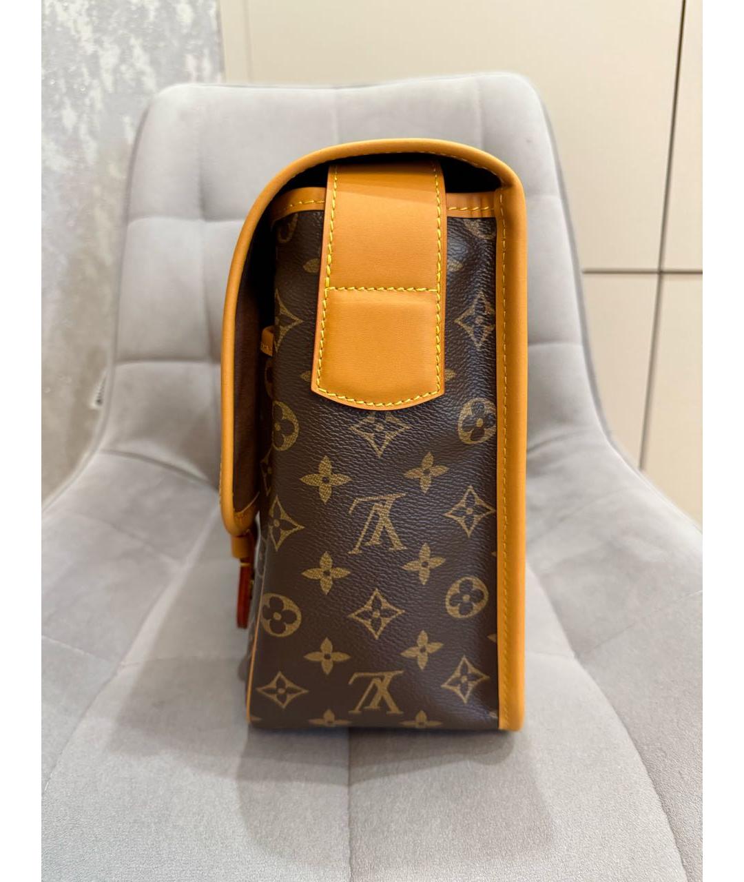 LOUIS VUITTON Коричневая кожаная сумка на плечо, фото 7
