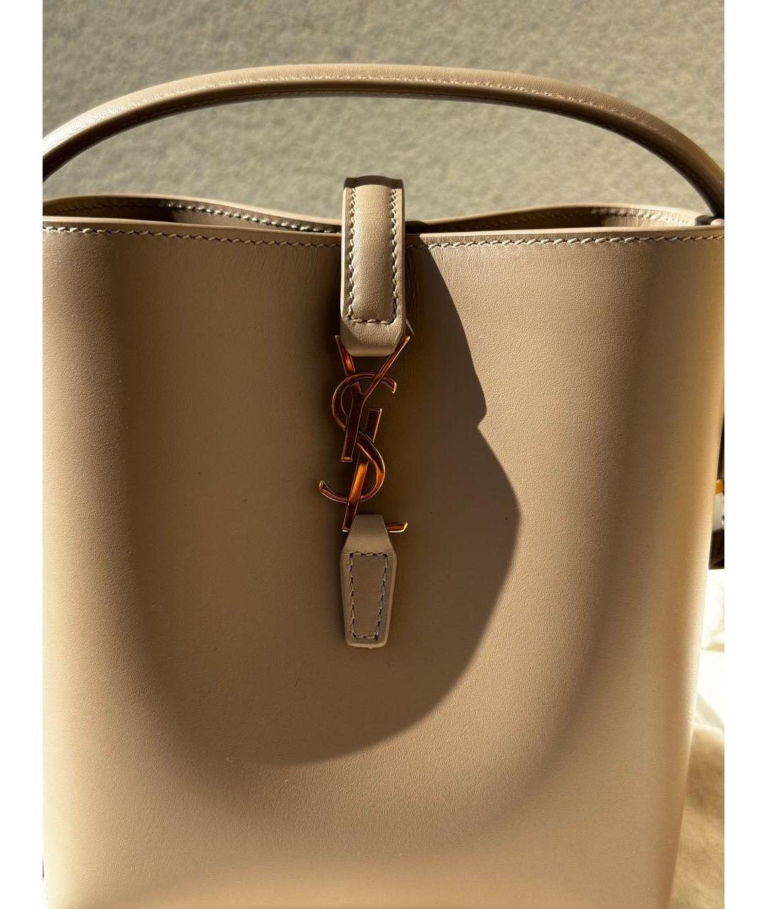 SAINT LAURENT Бежевая кожаная сумка с короткими ручками, фото 5