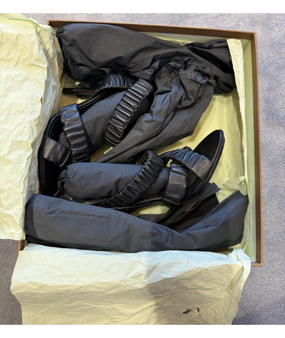 BURBERRY Черные кожаные босоножки, фото 6