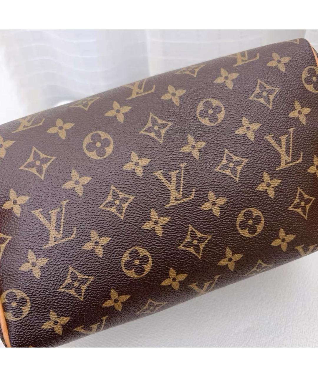 LOUIS VUITTON Коричневая кожаная сумка с короткими ручками, фото 6