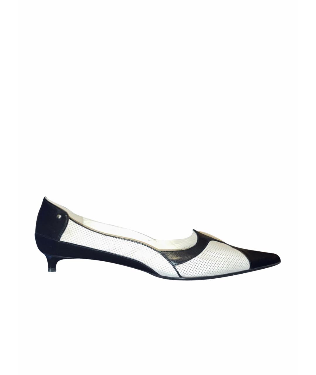 SPORTMAX Белые кожаные туфли, фото 1