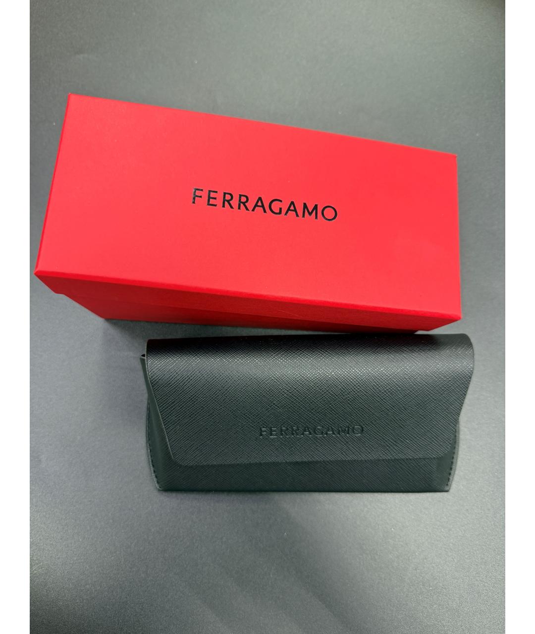FERRAGAMO Черные пластиковые солнцезащитные очки, фото 6