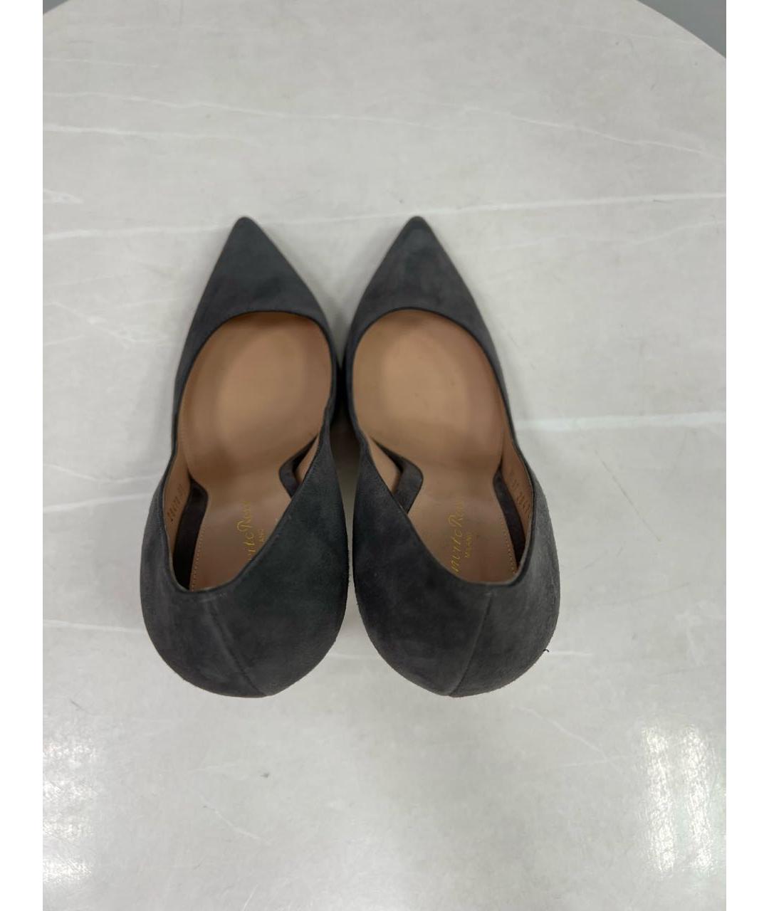 GIANVITO ROSSI Антрацитовые замшевые туфли, фото 3