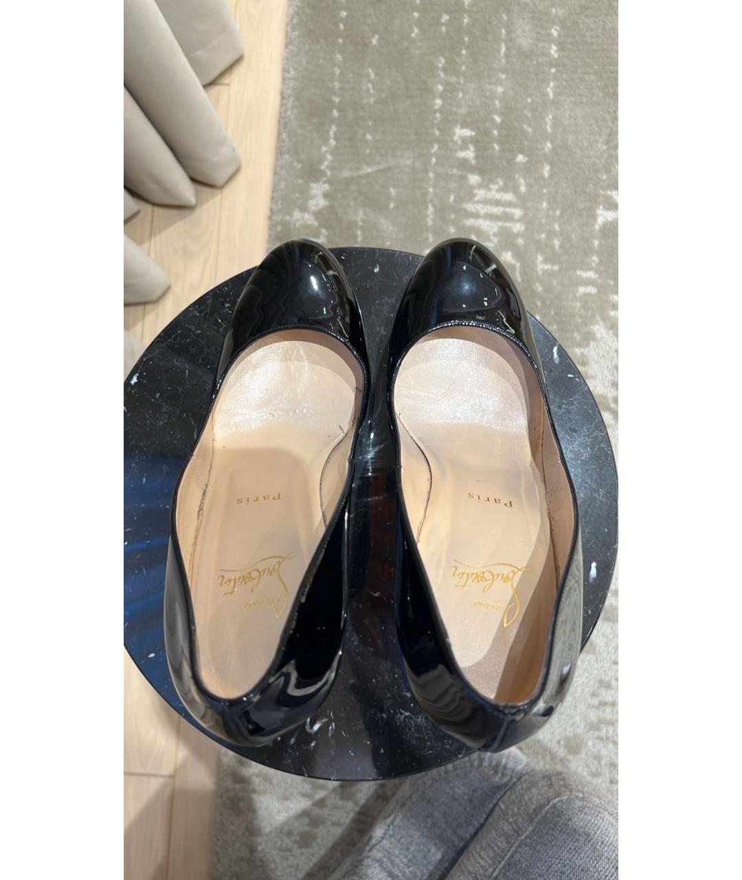 CHRISTIAN LOUBOUTIN Черные туфли из лакированной кожи, фото 3