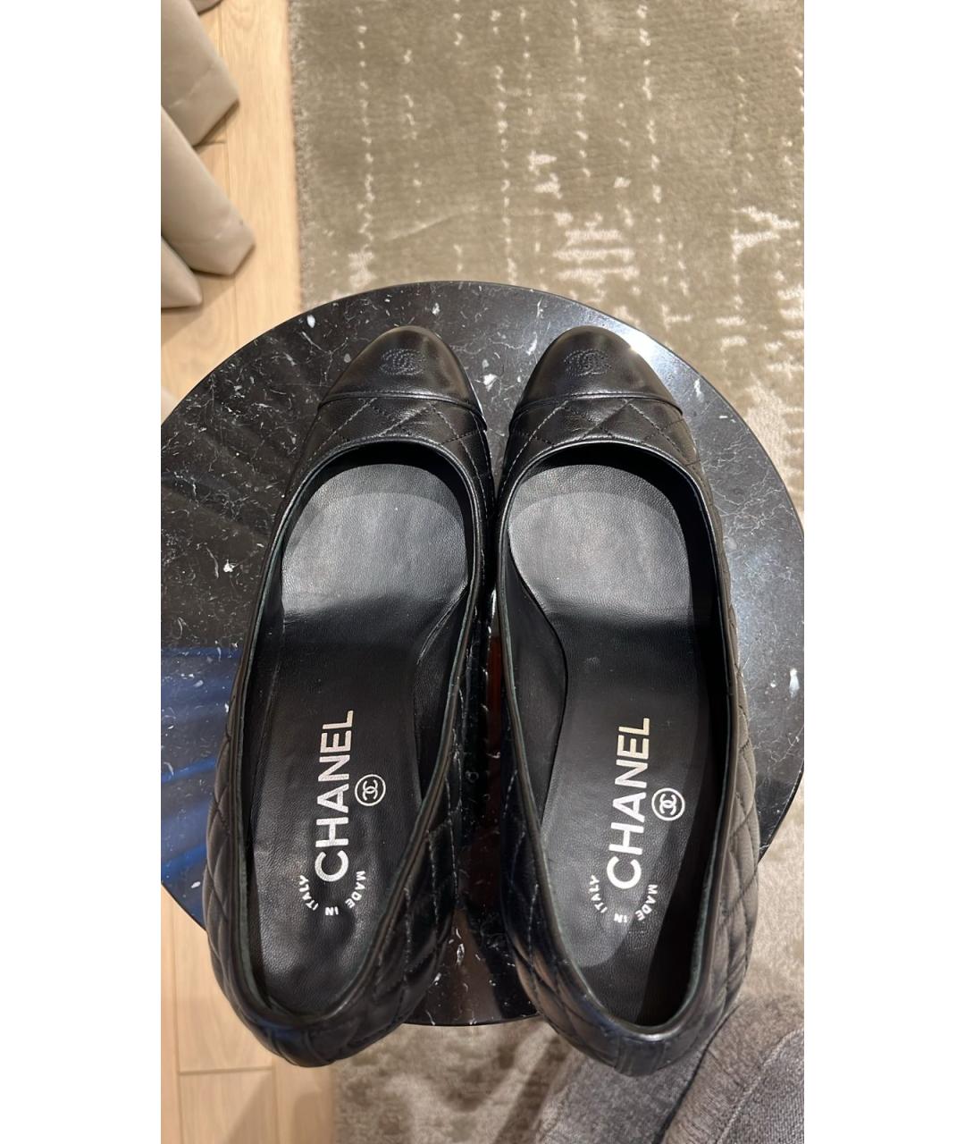 CHANEL Черные кожаные туфли, фото 3