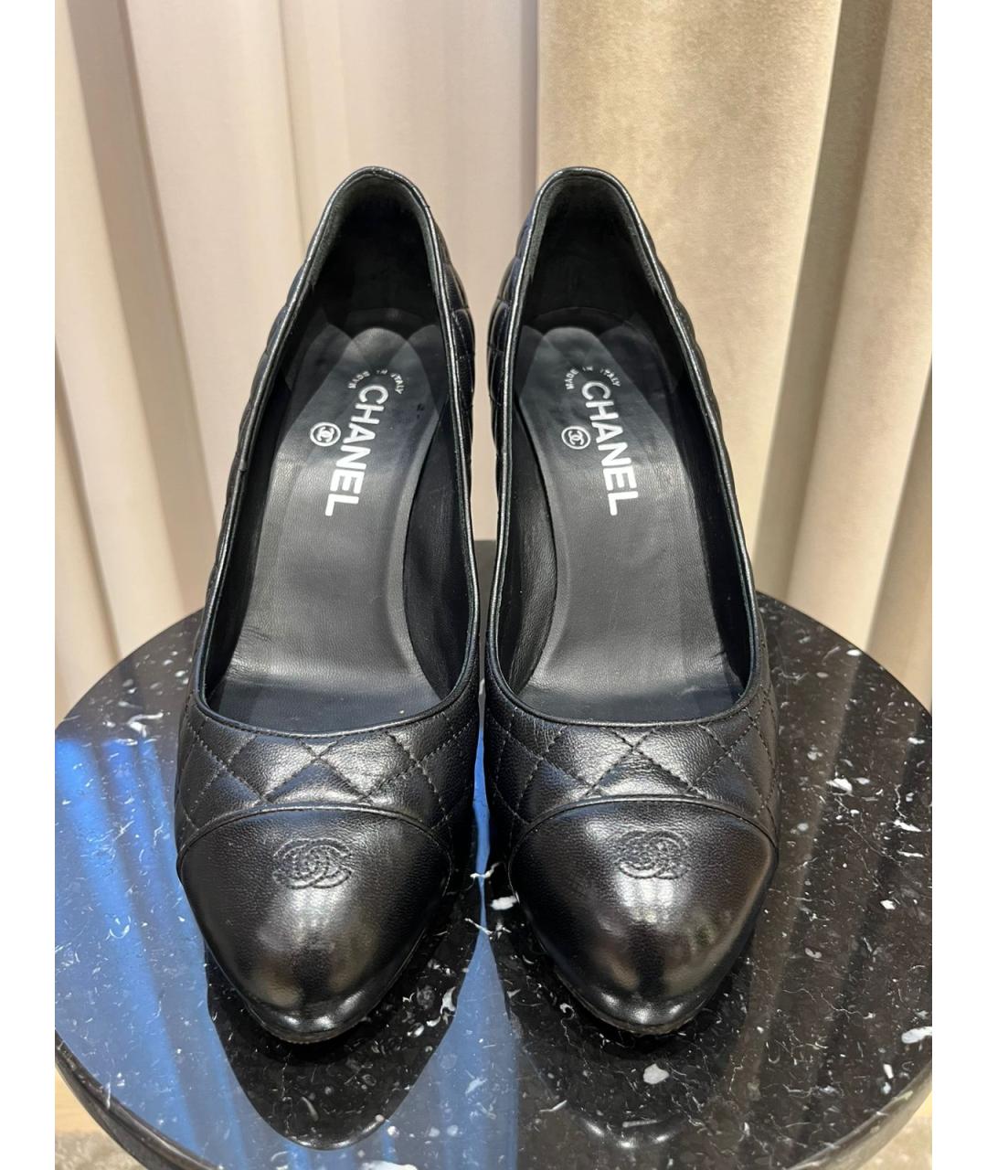 CHANEL Черные кожаные туфли, фото 2