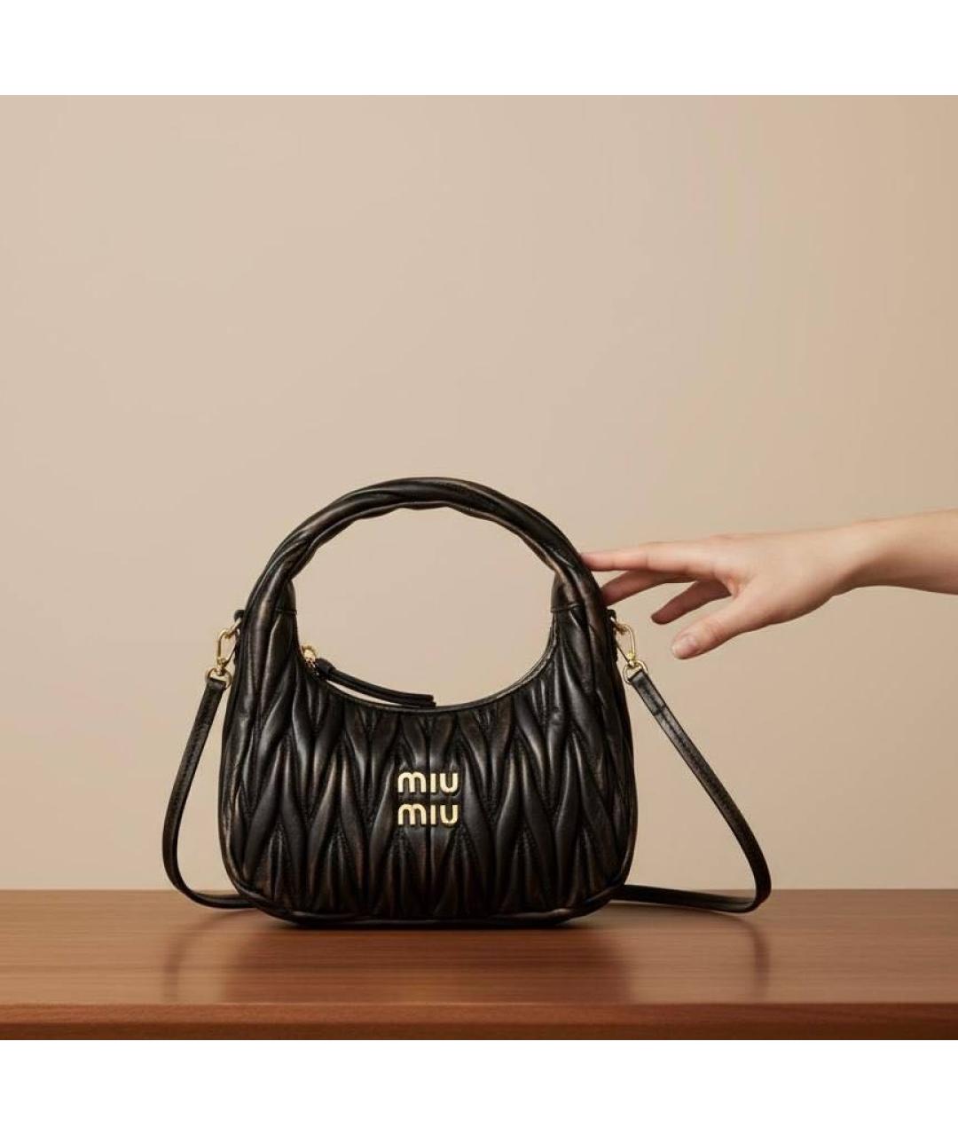 MIU MIU Антрацитовая кожаная сумка с короткими ручками, фото 3