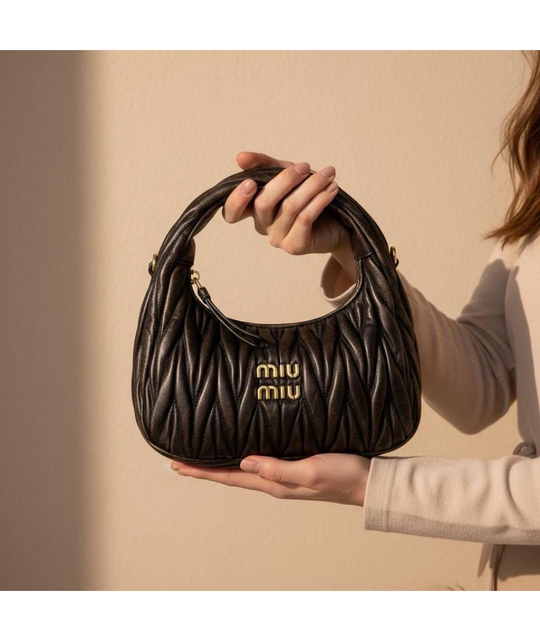 MIU MIU Антрацитовая кожаная сумка с короткими ручками, фото 6