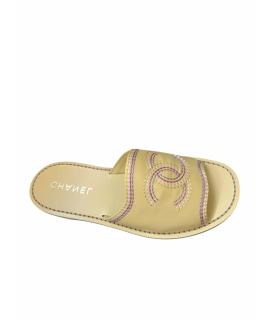 CHANEL Шлепанцы