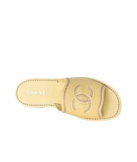CHANEL Шлепанцы