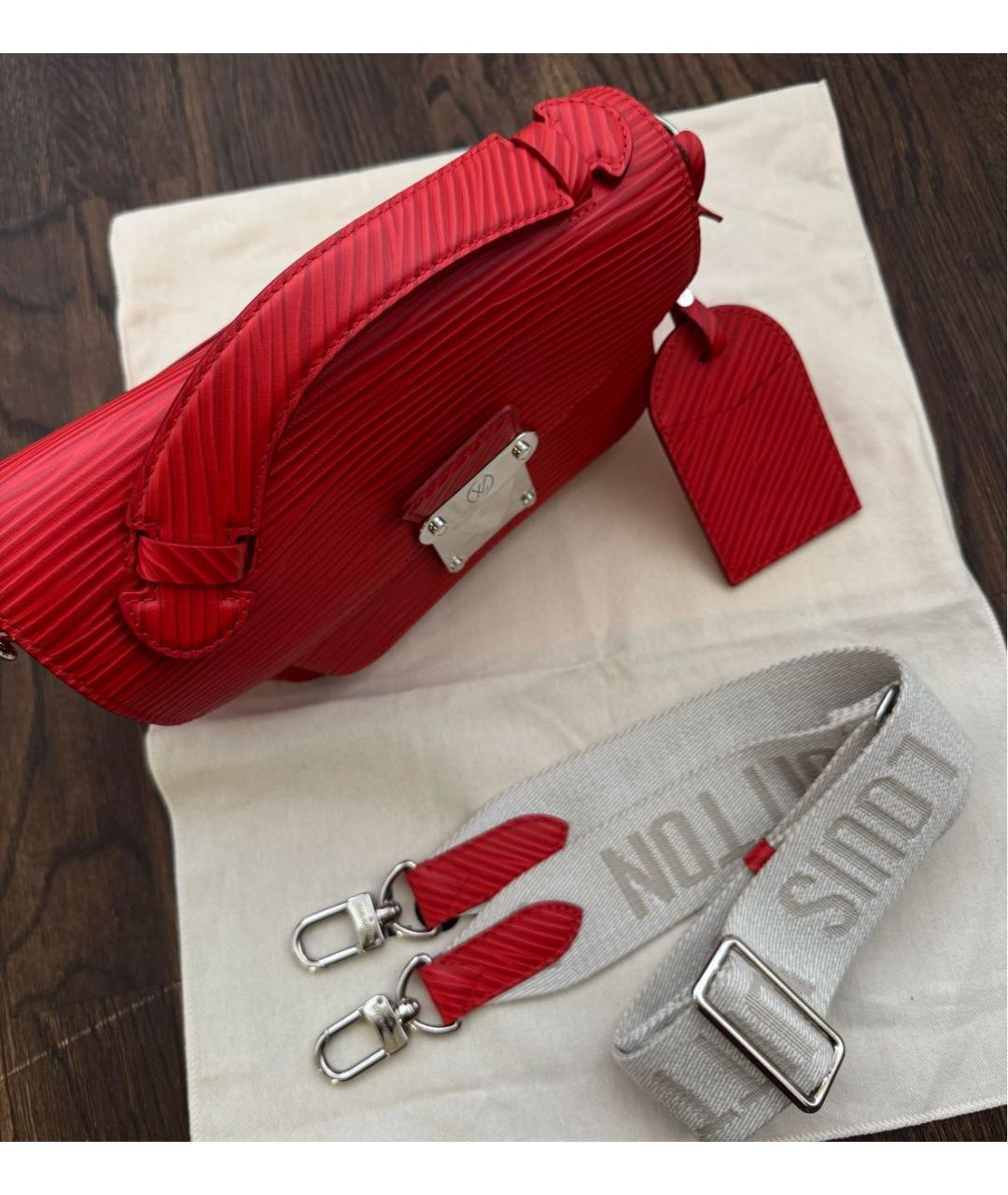 LOUIS VUITTON Красная кожаная сумка с короткими ручками, фото 4